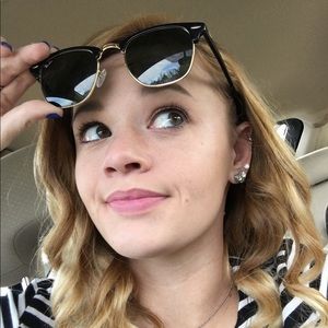 Meet your Posher, Baylee